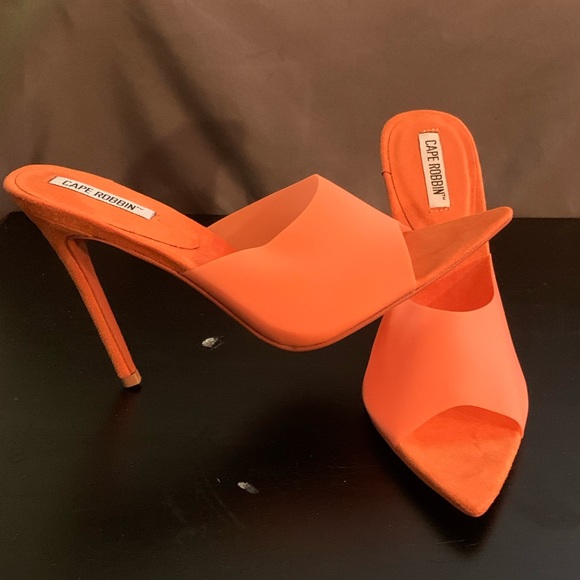 NIB Women’s Size 8.5 Cape Robins Heels - Picture 2 of 7